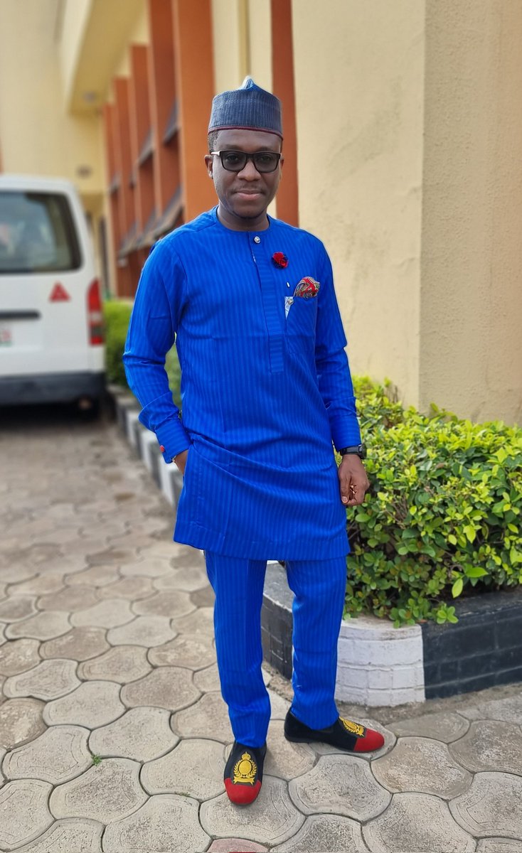 MisterMO___'s tweet photo. #EidMubarak Greetings from #MrMO! https://t.co/Kex9CHh0cy