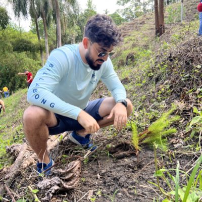 jramirez07's tweet photo. #NewProfilePic https://t.co/yf4ZlnjHLy