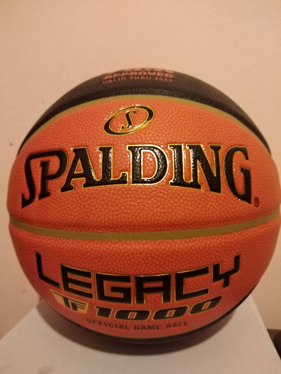 Podés ganarte la Spalding 🏀🏀 de playoffs de Liga Uruguaya <a href="/LUB_Uy/">Liga Uruguaya de Básquetbol</a>, siguiendo mi cuenta y la de <a href="/SpaldingUruguay/">Spaldinguruguay</a>, dale RT a este tweet, el lunes 16/5 puede ser tuya
