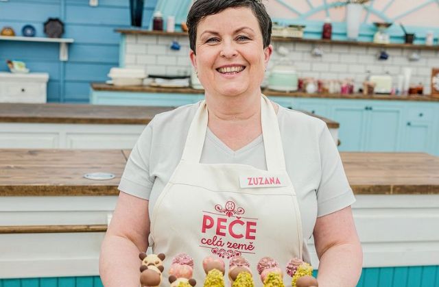 Zuzana v osobní výzvě připravila tvarohový koláč se skořicovou polevou a nadekorovala jej jablky a mandlemi. V technické výzvě se Zuzaně dařilo a skončila druhá. V kreativní výzvě připravila rumová a mandlová dortová lízátka.