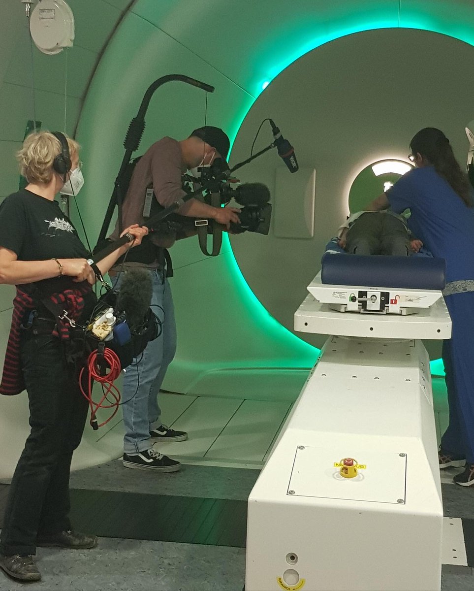 WPE (@wpe_essen) on Twitter photo Vadym (10) aus der Ukraine 🇺🇦 wird aktuell wegen seines Hirntumors bei uns im WPE behandelt. Im März ist Vadym mit seiner Mutter in die <a href="/UniklinikEssen/">Uniklinikum Essen</a> gekommen: mit dem ersten Bus, der 25 kranke Kinder aus der Ukraine zu uns gebracht hat. kurzelinks.de/enja Vadym (10) aus der Ukraine 🇺🇦 wird aktuell wegen seines Hirntumors bei uns im WPE behandelt. Im März ist Vadym mit seiner Mutter in die <a href="/UniklinikEssen/">Uniklinikum Essen</a> gekommen: mit dem ersten Bus, der 25 kranke Kinder aus der Ukraine zu uns gebracht hat. kurzelinks.de/enja