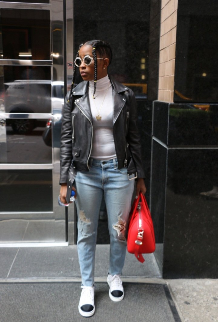 Dej loaf tweet media