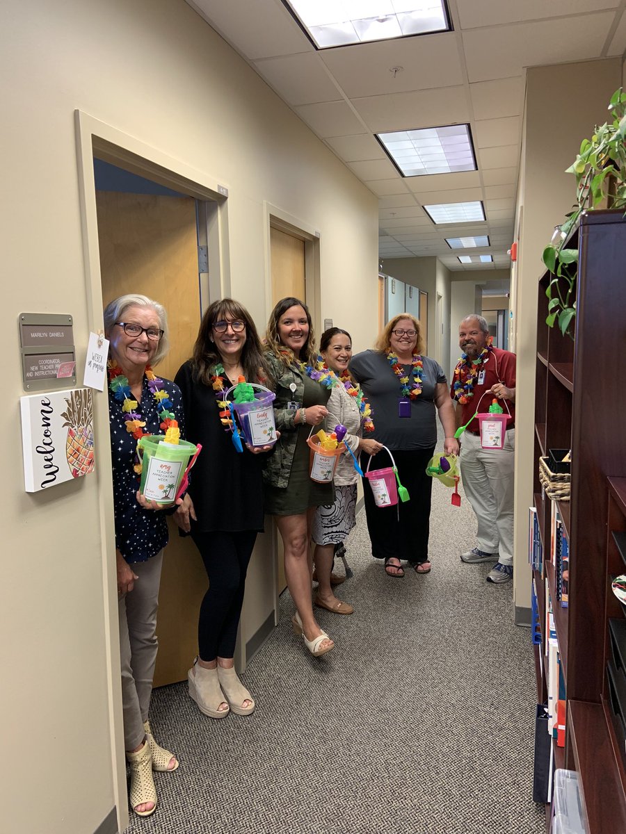 CCPSPLII's tweet image. We love these incredible teachers in PLII!! Knowledgeable, dedicated, and full of enthusiasm, we’re so lucky to work with you! Happy Teacher Appreciation Week to all of the wonderful teachers with @collierschools!