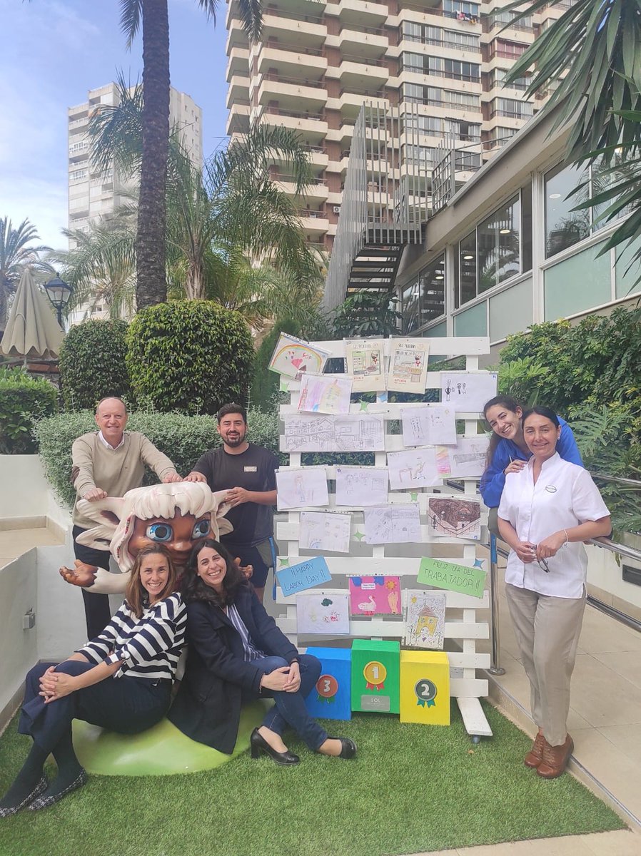 Celebrado nuestro primer concurso #DiaDelTrabajador en <a href="/_SolPelicanos/">Sol Pelicanos Ocas</a>. Dónde trabaja mama o papa? Todo un reto para los peques de la casa. Gracias por vuestra participación, sois todos ganadores <a href="/MeliaCareers/">𝗠𝗲𝗹𝗶𝗮 𝗖𝗮𝗿𝗲𝗲𝗿𝘀</a> <a href="/MeliaHotelsInt/">Meliá Hotels International</a>