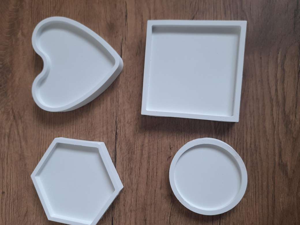 Our new trinket trays/candle trays are solid cement and handmade, they even look great as a stand alone item! ❤ Available on our #etsy link. 😀
etsy.com/shop/ambercand…

#womaninbizhour #etsyuk #EtsySocial #MayDay #smallbusiness #shoplocal #giftidea #homedecor #homedecorideas