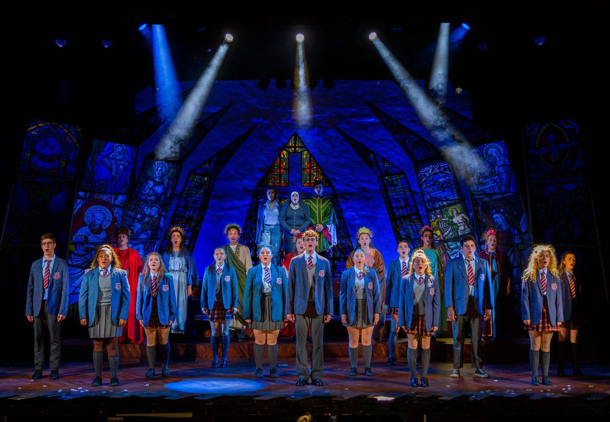 Bare - The Pop Opera 

Director: @JustFrannyAnne 
Choreographer:  <a href="/FreyaSands/">Freya Sands</a> 
MD: Matt Herbert
Set &amp; Costume Design: @FrankieCostumes 
Lighting Design: Me! 
Sound Design:  Harry Hare

Produced by @chiuniMTP 

<a href="/AgentKathryn/">House Of Kreative LTD</a> <a href="/the_ALPD/">the ALPD</a> 

#lightingdesign #theatre #musical #lighting