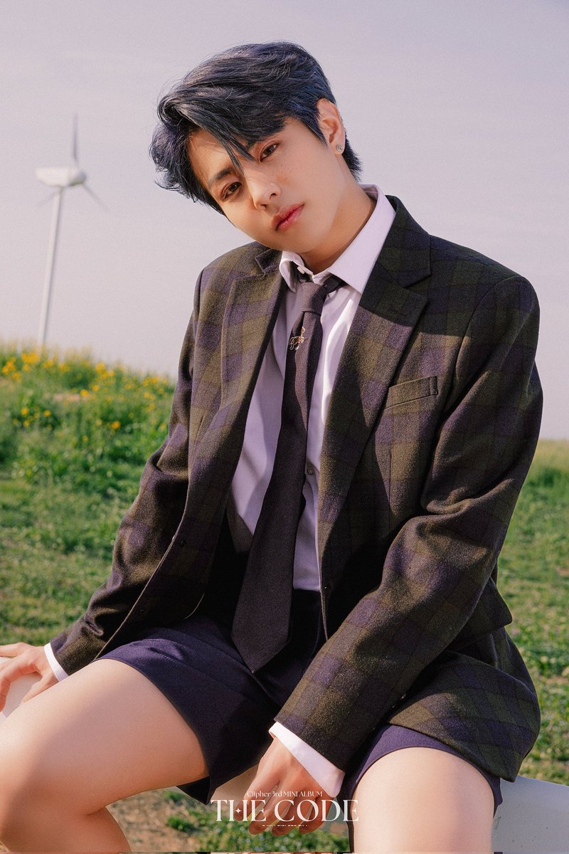 KpopperFanmulti's tweet photo. 📸 Divulgado fotos conceito #2 do 3° MINI ALBUM #THECODE do grupo #Ciipher que será lançado dia 11 de maio! (+)
⠀
#ciipher_comeback #싸이퍼 
#CPR #THECODE_D9 https://t.co/k09cJ2JFdz