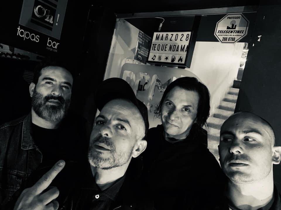 #StonesGourmet con 
<a href="/Tequendamamusic/">Tequendamamusic</a> 💋🤘👹🎸 #eltemplodelrock. 7 de Mayo reserva 3108121528