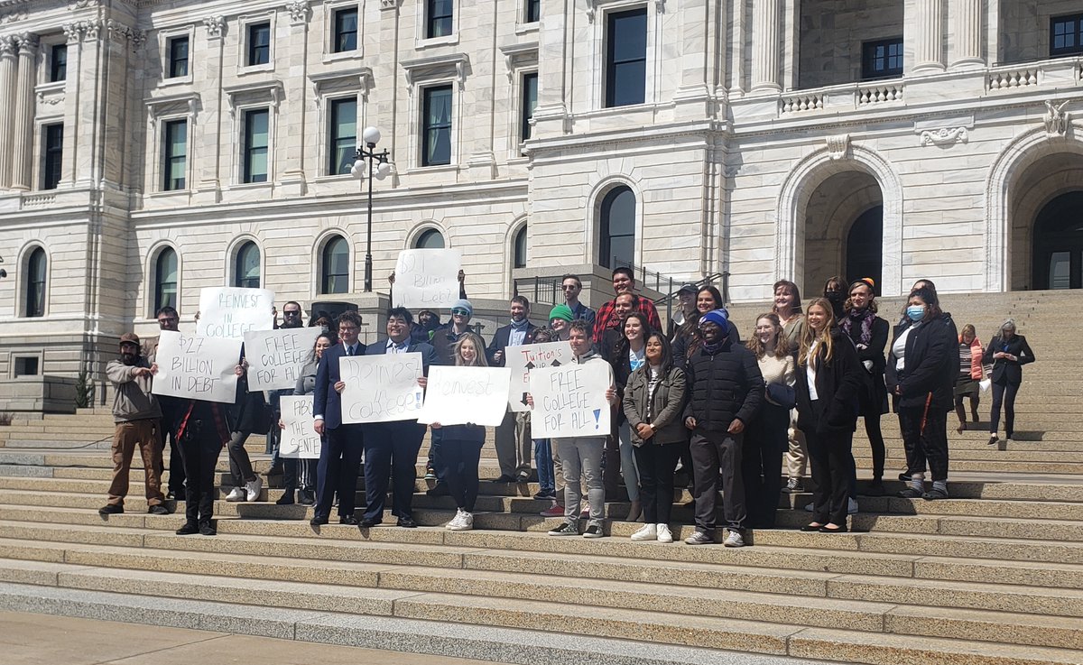 mnprivcolleges's tweet photo. Last week MAPCS chair @jonpkrull &amp; other student advocates spoke at the House Higher Ed rally. Thanks to House and Senate members @conniebernardy @Ranuccio11 @JasonRarick for supporting the #MNStateGrant and @RepWolgamott for supporting the expansion of Hunger-Free Campus grants. https://t.co/6wulxUcOuN