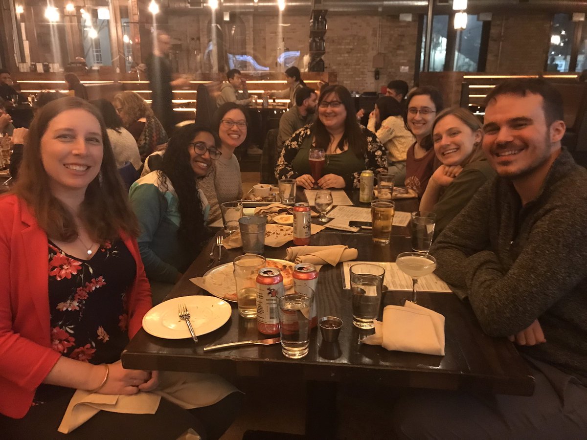 Hey #scicomm and #scijourno folks in the Chicago area! Want to get to know each other at meet ups around the city? Let us know! forms.gle/dxGpDjS3nM8LRi…