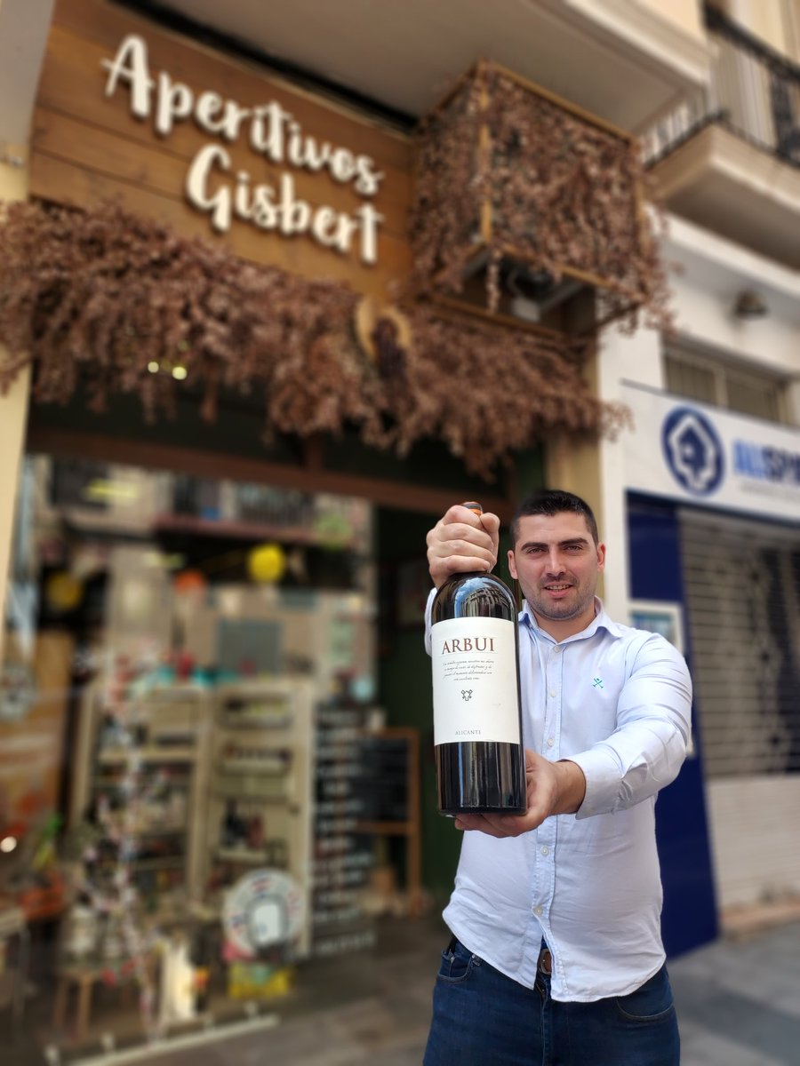 AGALACANT's tweet photo. Arbui de Bodegas Alejandro.
Espectacular!!
Monastrell 15 meses en barrica.

#arbui #vinosdealicantedop #aperitivosgisbert #Alicante https://t.co/LfZfcNrbAb
