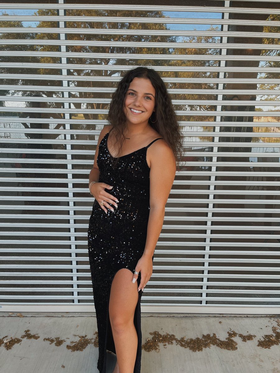 DeltaChiRho1968's tweet photo. Meet our Seniors!

Emma is an Elementary Education major who plans on staying in Brownwood to teach 1st grade at East Elementary! 

We are so proud of all you have accomplished!

#gorho https://t.co/pTzM9hD47b