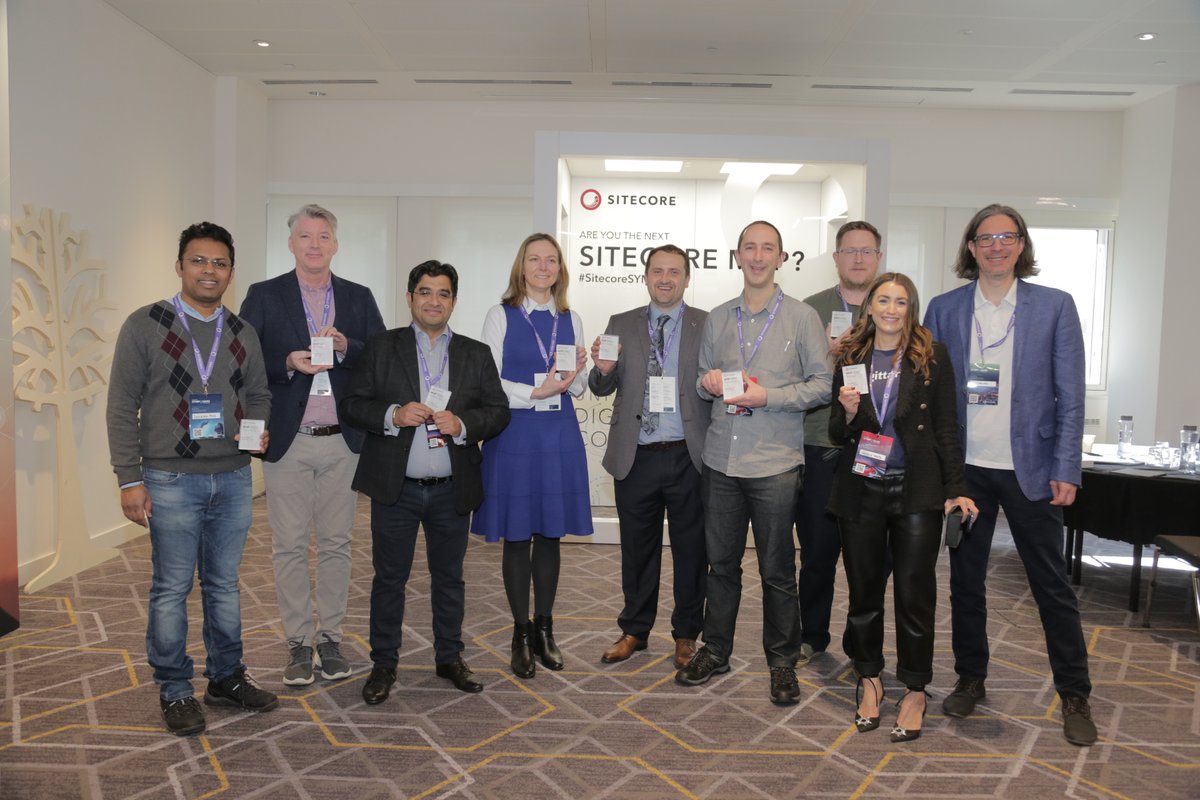During Symposium World Tour London @VargaT had the pleasure of handing out #SitecoreMVP awards to some of our 2022 MVPs. 🎖🎉Big congrats to @nrwaite @SandeepPote @chrisnash @saurabhsachdeva @KateOrlova @clisby_peter @DarkHorseIan @jermdavis #SitecoreCommunity
