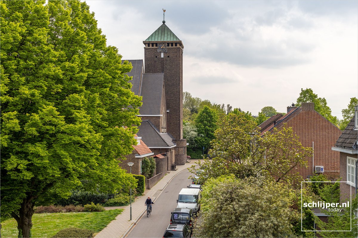 schlijper's tweet photo. Heilig Hart van Jezuskerk
01.05.2022 15:06 #Rothem #Meerssen #Limburg https://t.co/FbBG5riI5v