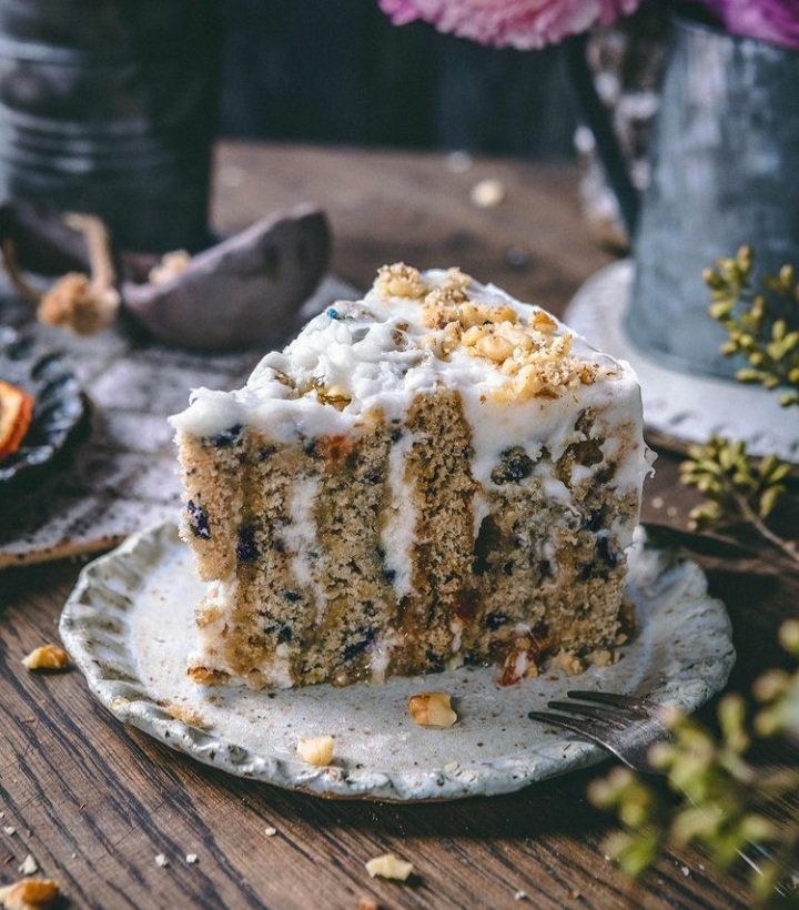 #carrotcake #vegandessert
#springrecipes #plantbasedfood
#bakinglove