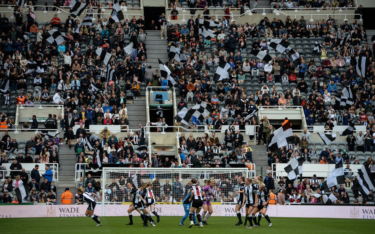 NUFCWomen's tweet image. 👏 A massive shout out to all 22,134 of you, the fans. Your support made the day as special as it was!

⚫⚪