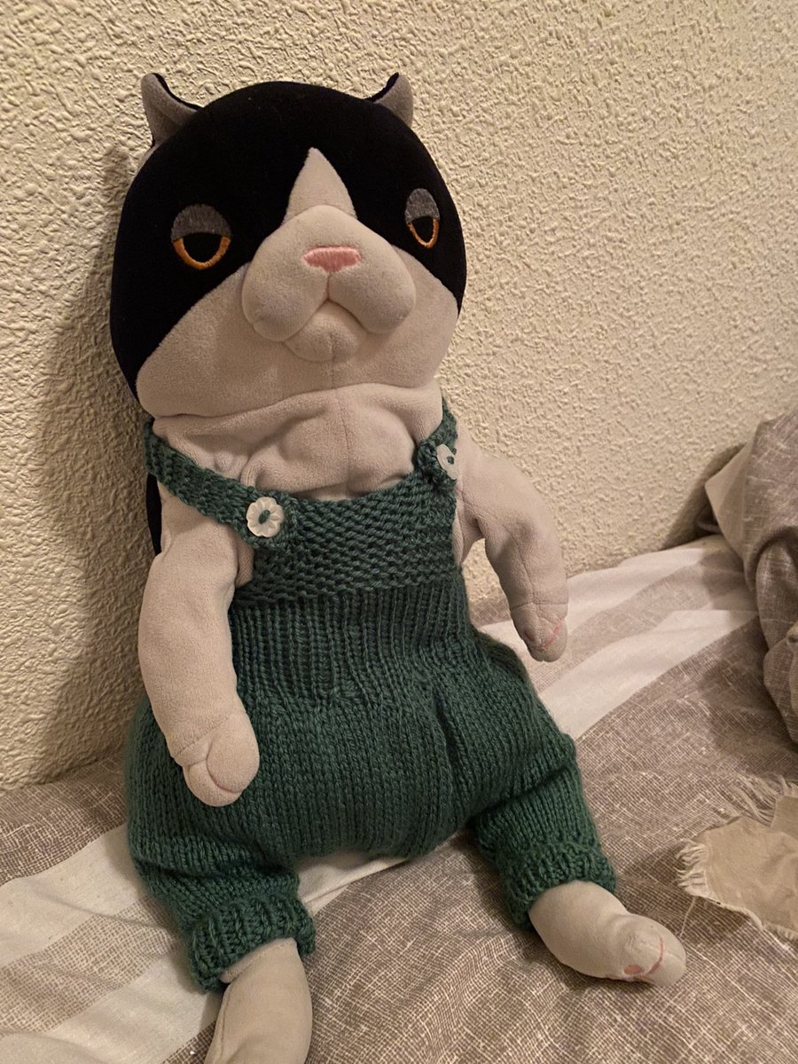 Daryl-sama got dungarees 💅🏼