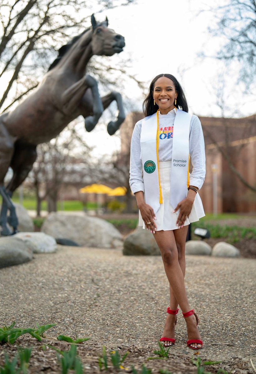 KzooPromise's tweet photo. It's graduation season, and we're celebrating our Scholars! ππ Be sure to tag us in your graduation photos and use the hashtag #YourPathYourPromise so we can share! π https://t.co/R3u3mud0mO