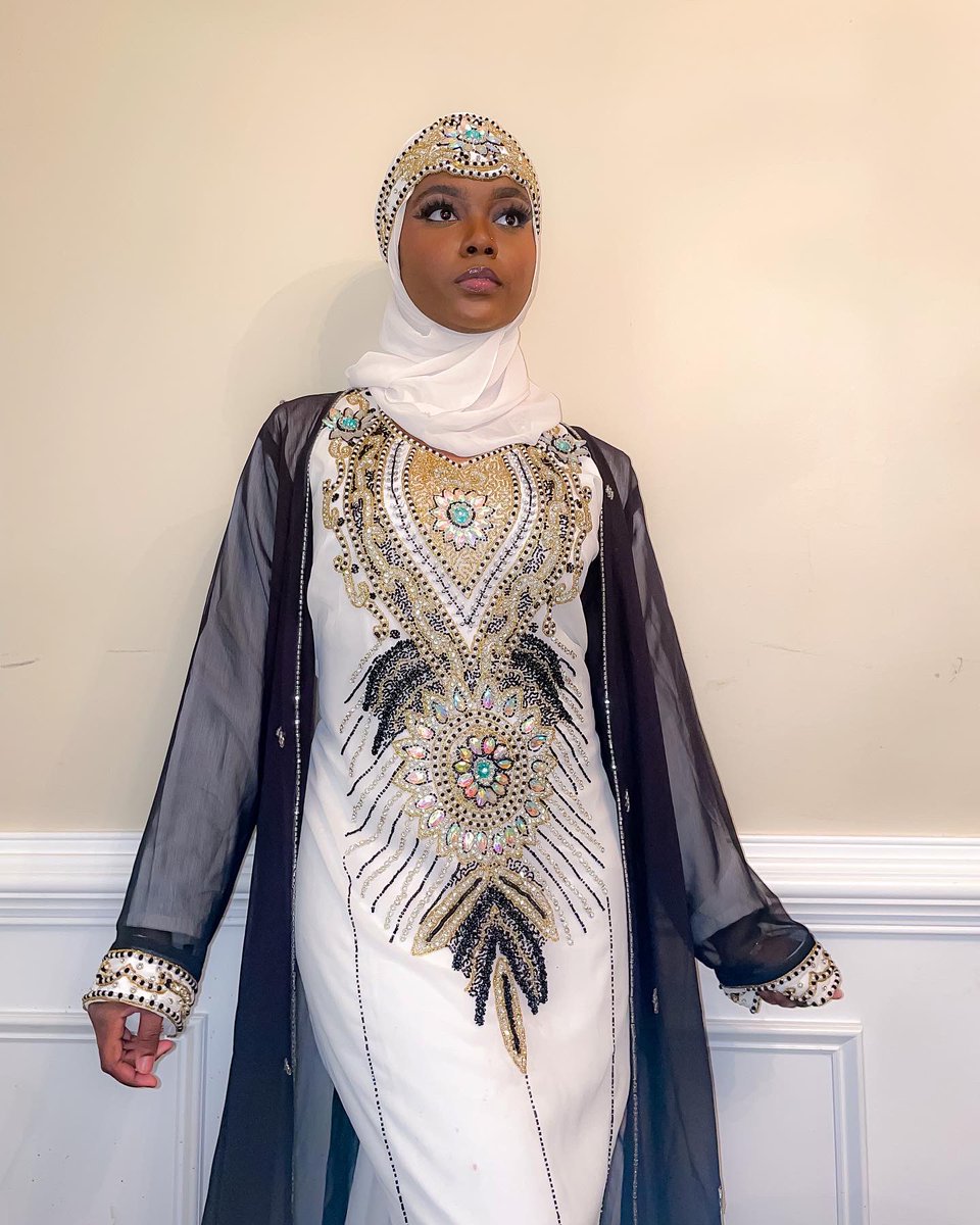 yamadoll__'s tweet photo. all the way covered but still giving sexxxyy 😝 #EidMubarak #sunjkoriteh2022 https://t.co/Izn45ZRYJC