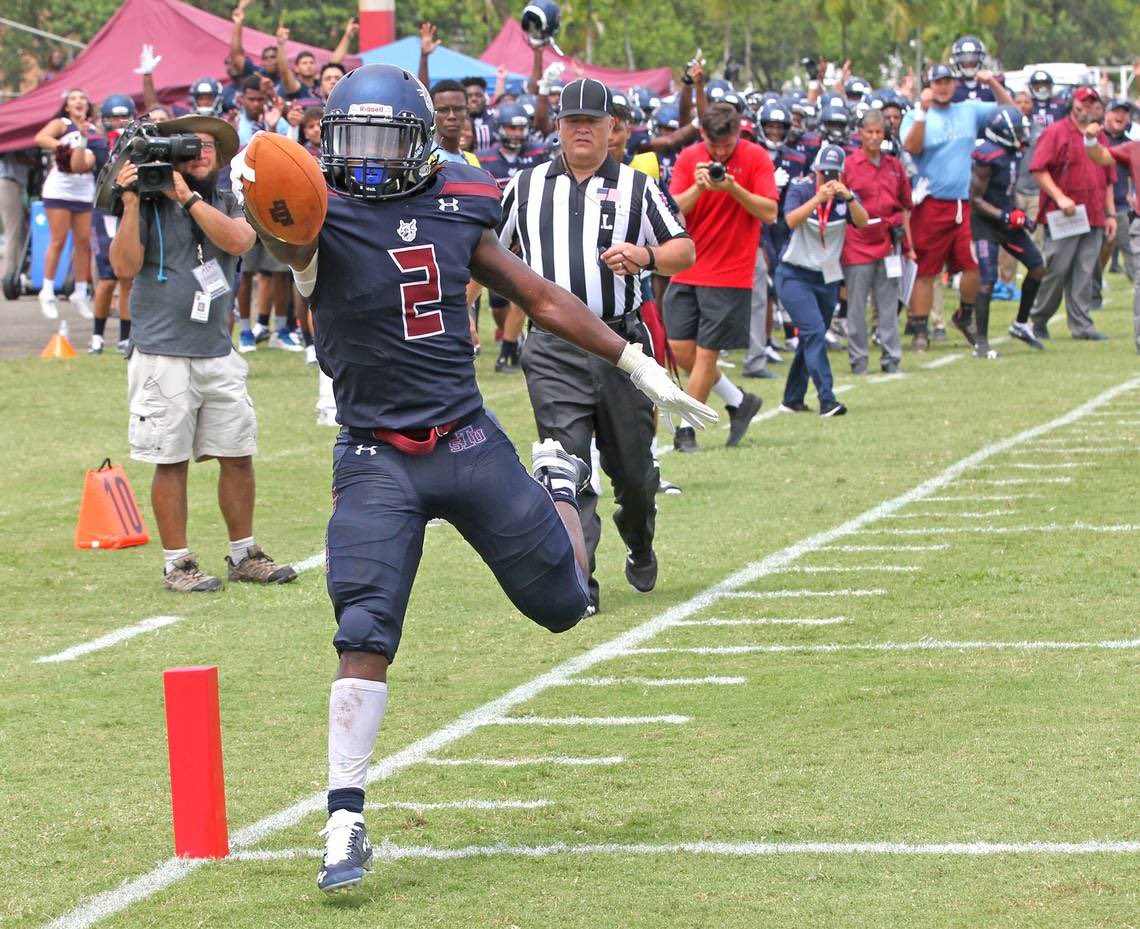 Extremely blessed to receive my first offer from St.Thomas University!🙏🏾