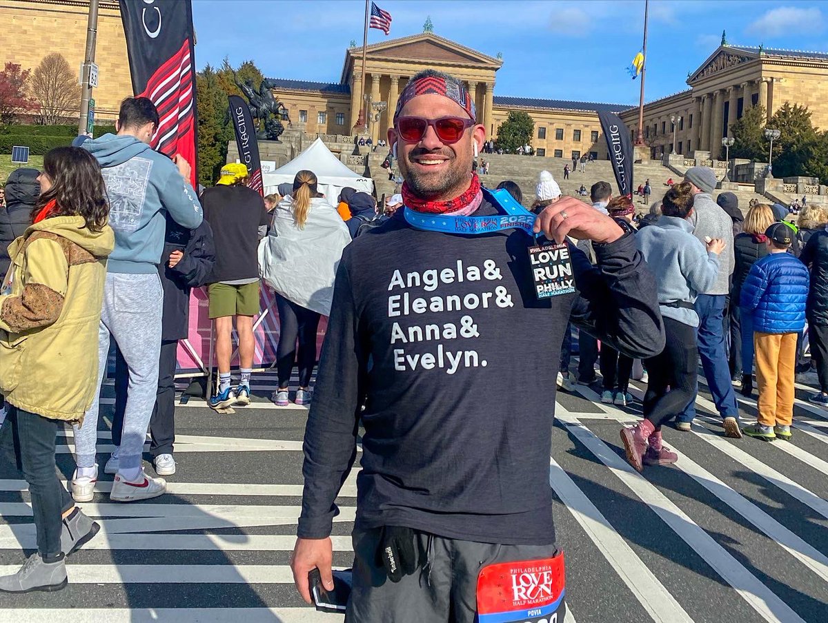 HHReynolds's tweet photo. 26.2 -> 13.1 -> 10
Tackled this Philly trio the last 6 months.
#running #marathontraining #runphilly #run215 #bcbsr22 #phillymarathon #loverunphilly #philly https://t.co/35BdP6r1ah