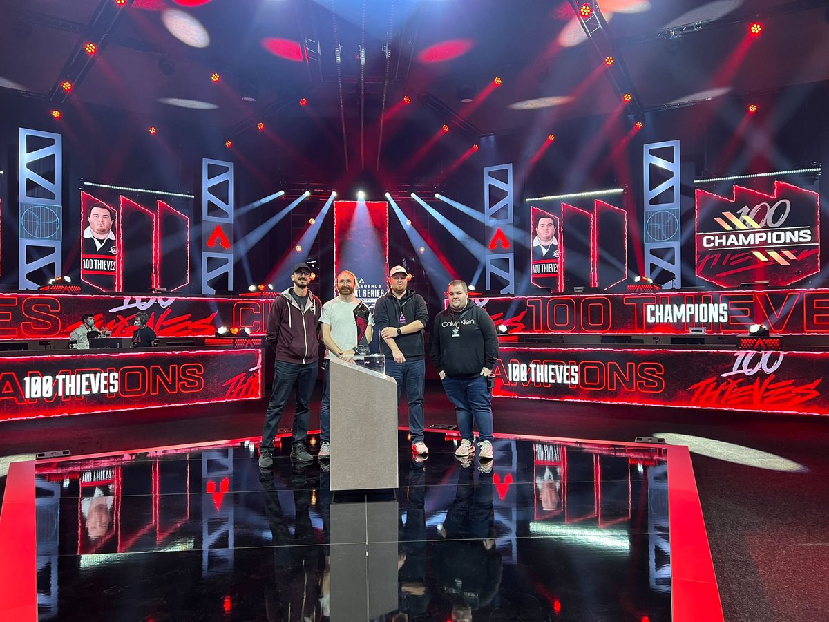 Thanks to all of our teams, partners and fans for making the <a href="/PlayApexEsports/">Apex Legends Esports</a> #ALGS Split 2 Playoffs a memorable one, but a special shout out to the league ops team for putting up with me for the past week! 🇸🇪 

p.s. photo taken during rehearsal