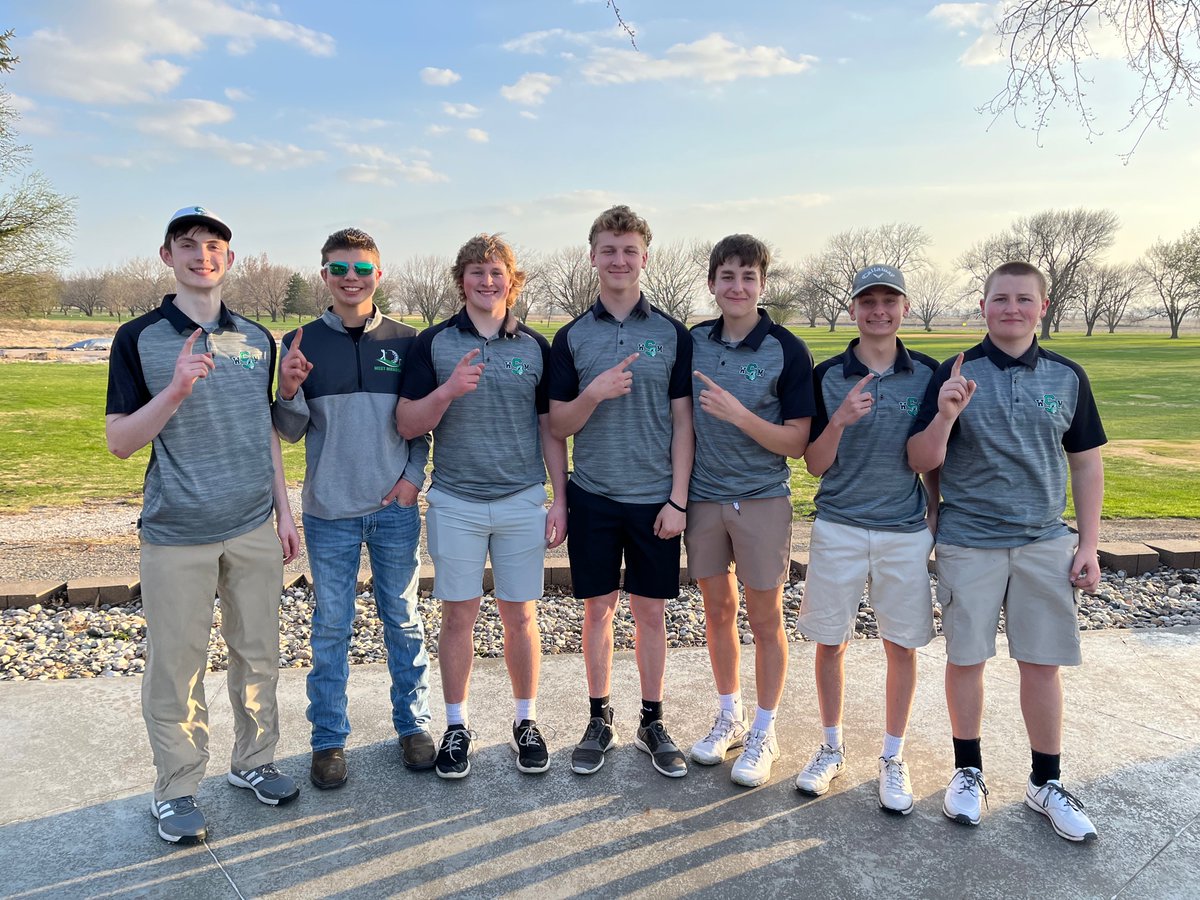 West Monona Boys Golf tweet media