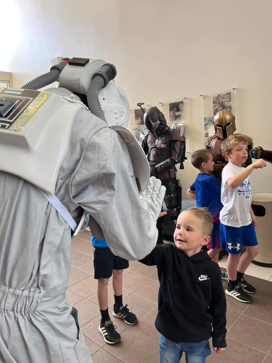 AlpineGarrison tweet media