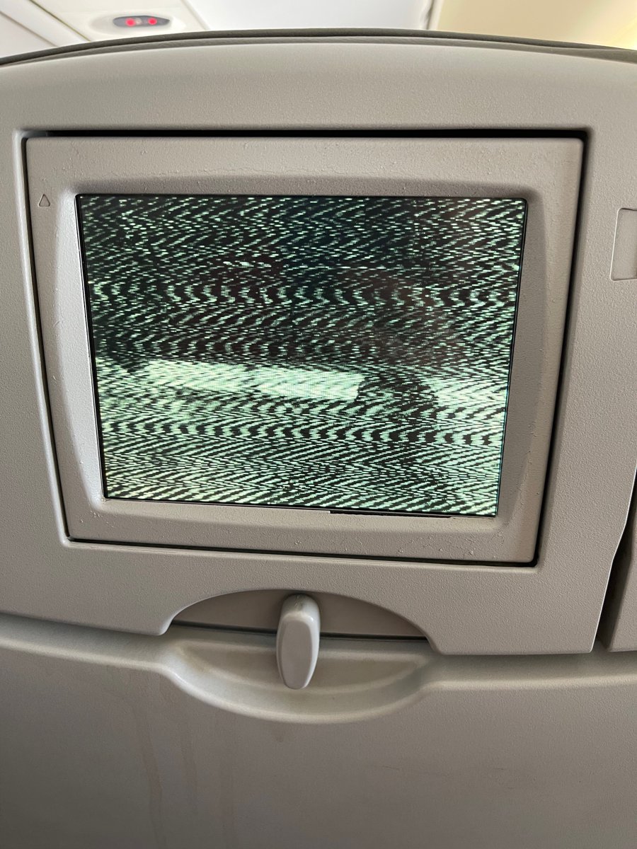 Ugh, this <a href="/JetBlue/">JetBlue</a> flight to Orlando is plagued with screaming children and the entertainment system is broken for everyone.