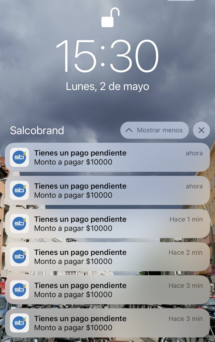 laina_'s tweet photo. @Salcobrand hola! Me llegan estos mensajes. No estoy ni cerca de una farmacia y no tengo intención de comprar!! https://t.co/n6lQBoDAPo