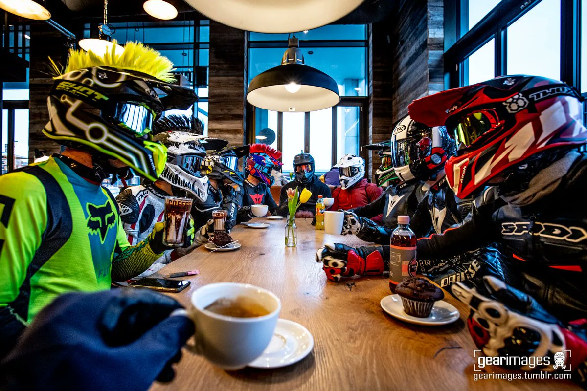 Having a coffee with friends 🥰🥰
Pic by <a href="/GEARimages/">GEARimages | NFC 2023</a>
