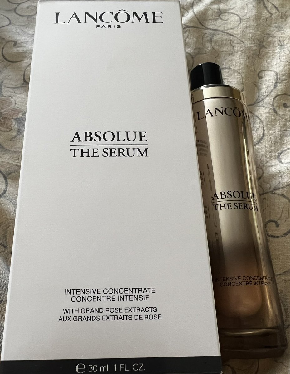 MDunnings's tweet photo. Lancôme Absolue Serum… the only powerful serum you’ve never need. https://t.co/Ki0DRH0ZIB