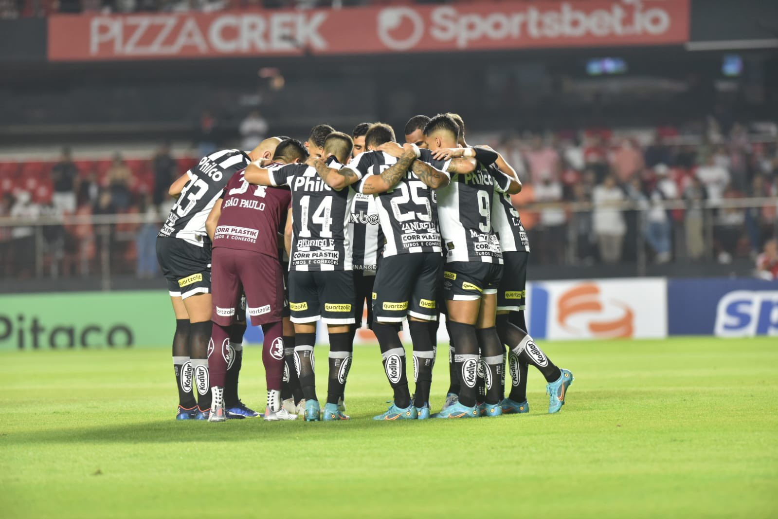 Santos FC on Twitter "Final de jogo no Morumbi. São Paulo 2x1 Santos SÃOxSAN https//t.co