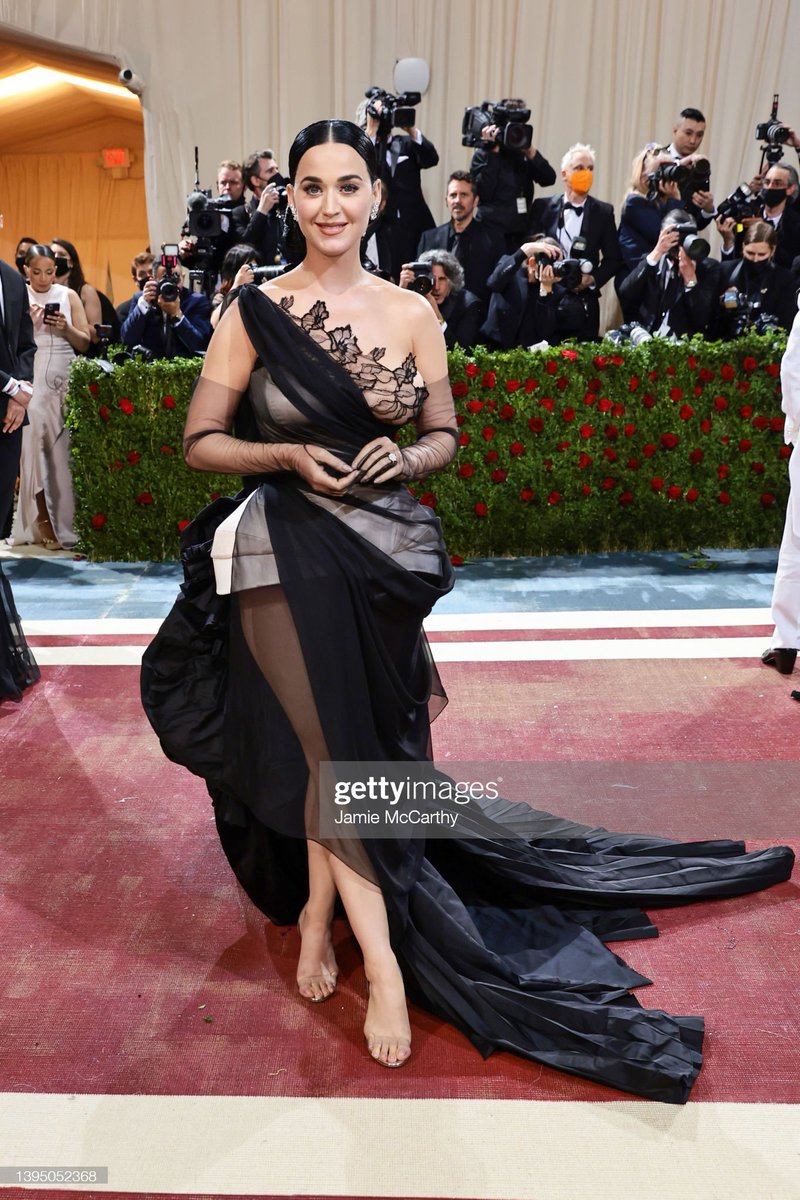 perryside's tweet image. a maioral dos met gala