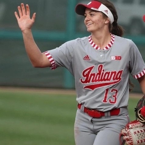 LilRebelsRC's tweet photo. 📰 Alumni News 📰 This past weekend the Indiana Hoosiers honored Taylor Askland and her senior teammates while she was surrounded by her family, friends, and loved ones. #IndianaHoosiers
#LRRCFamily4Life #WeLoveUTay @tayymariee__ @Los_Stuff @StriveSoftball @BBOS_Nation https://t.co/kohG0pz5Ra