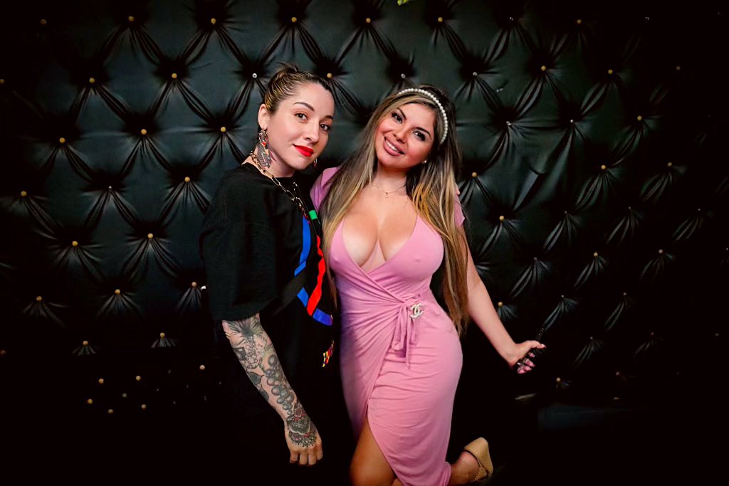 onlyfans/claudiag top1 on Twitter "Tan titties https //t.co