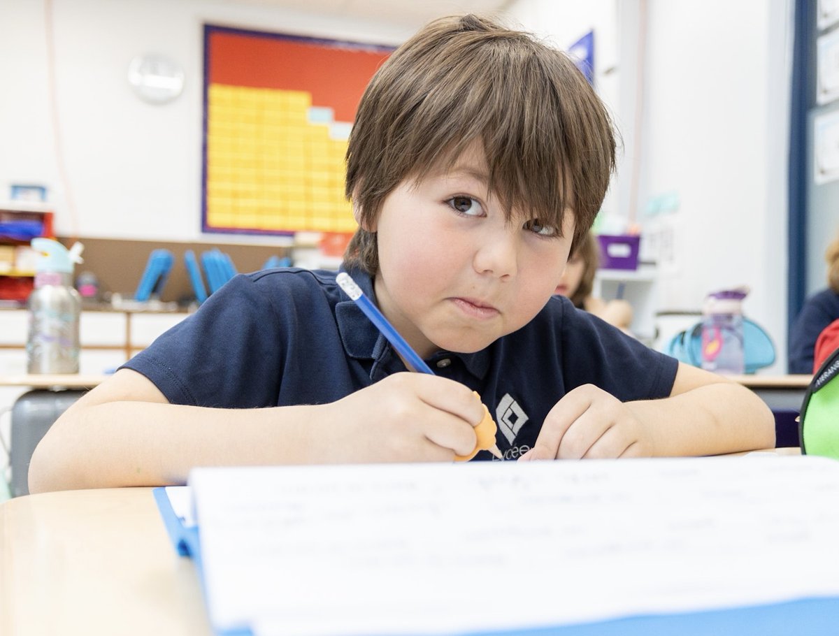 LyceeCalgary's tweet image. Interested in a private school education for your child? Learn what distinguishes #LyceeCalgary from French immersion and Francophone programs during a virtual private tour with our admissions manager. Book yours today! ➡️  lycee.ca/visit