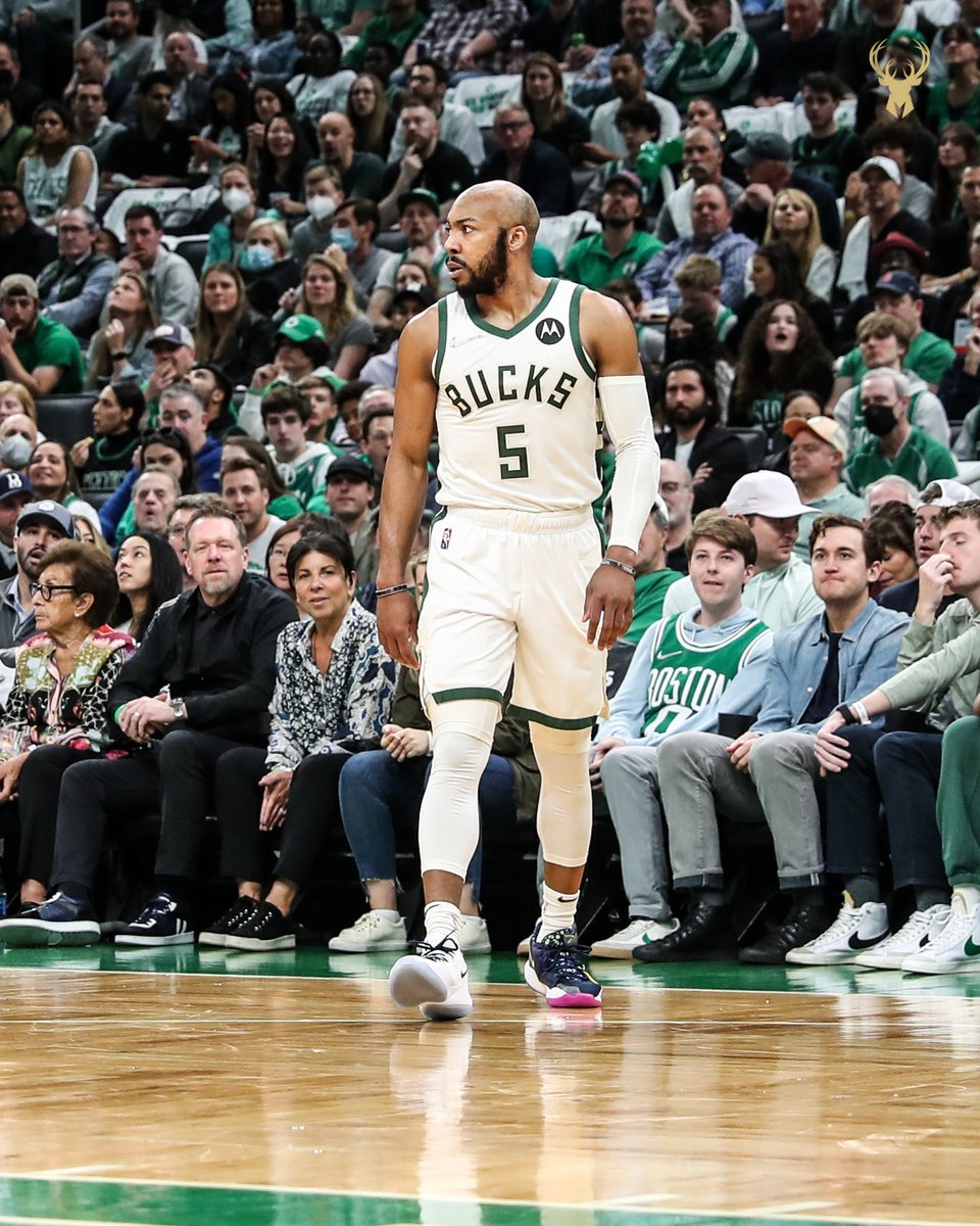 Milwaukee Bucks tweet media