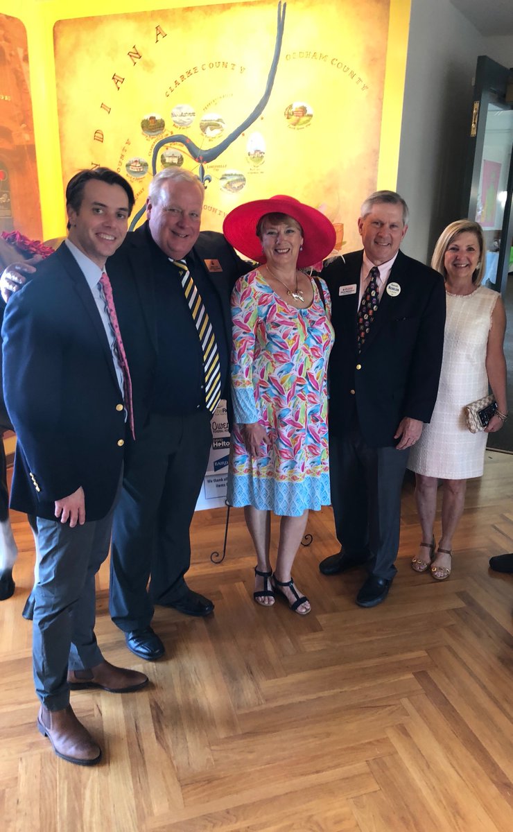 ElectNicholson's tweet photo. The Derby Brunch at the Farnsley-Moremen Landing was spectacular. Everytime I attend this brunch I am reminded of the outstanding work of my former boss and mentor, Mayor Dave Armstrong. He brought vast experience in government to his work and it showed. Experience matters! https://t.co/lnyTXXpV1T
