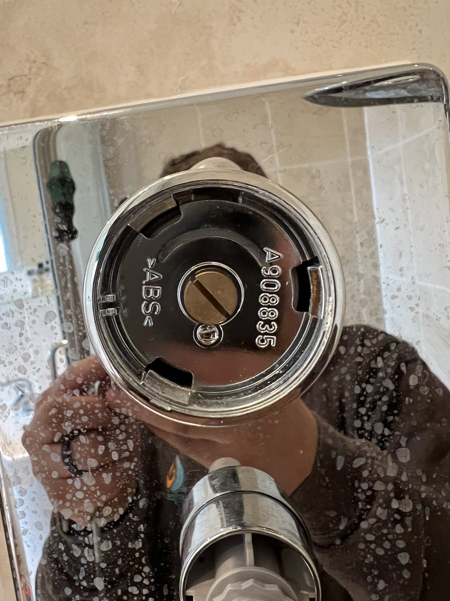 heating_jc's tweet photo. @showerdoc  can you help me locate this thermostatic cartridge please https://t.co/dJLoNhC308
