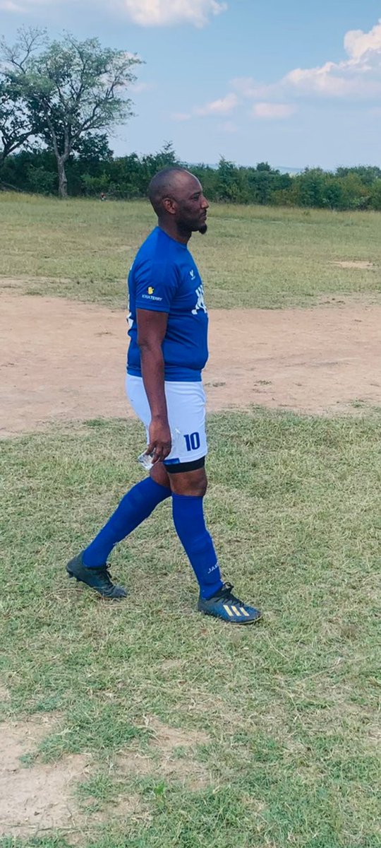 Retweet for Rebhara Like for Mudiwa
