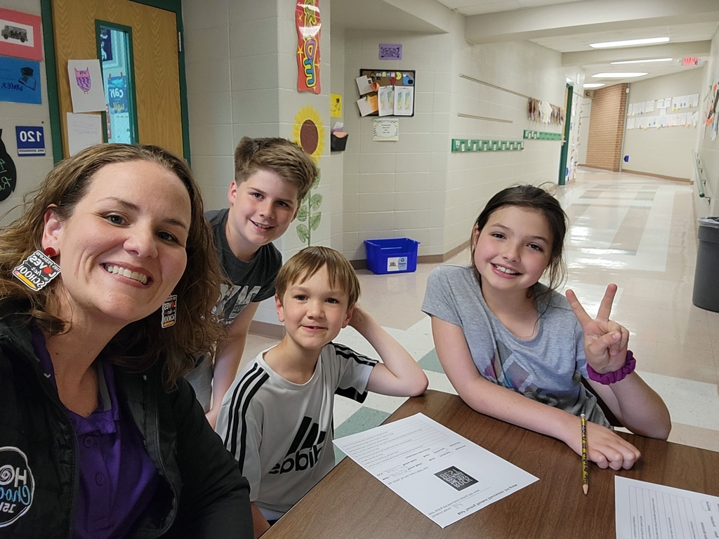 NikePrincipal's tweet photo. Third and fourth graders met with Mrs. Tollison to discuss the MAP test, which begins tomorrow. Students set goals, talked about steps they can take to meet their goals, and the celebration they have planned when they finish the MAP test.  #mvnation https://t.co/oUOWUdC4e8