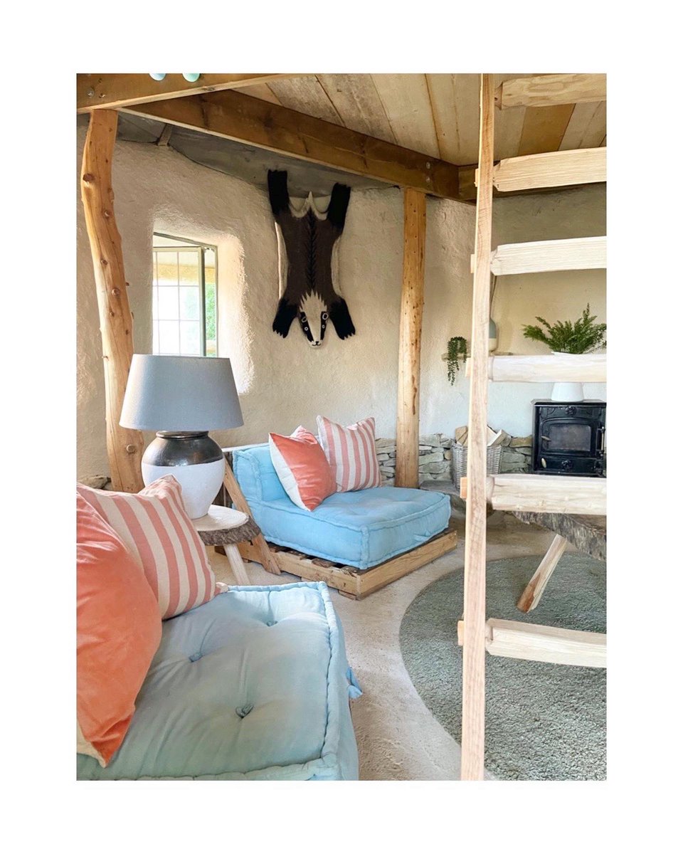 Rascal & Roses tweet media