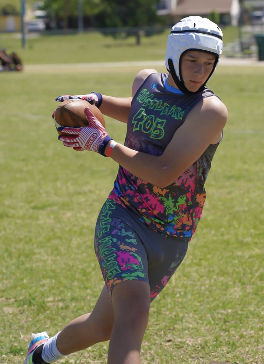 Jace Spence with the first down catch out of the backfield <a href="/HustleIncElite/">HustleInc405Elite</a>