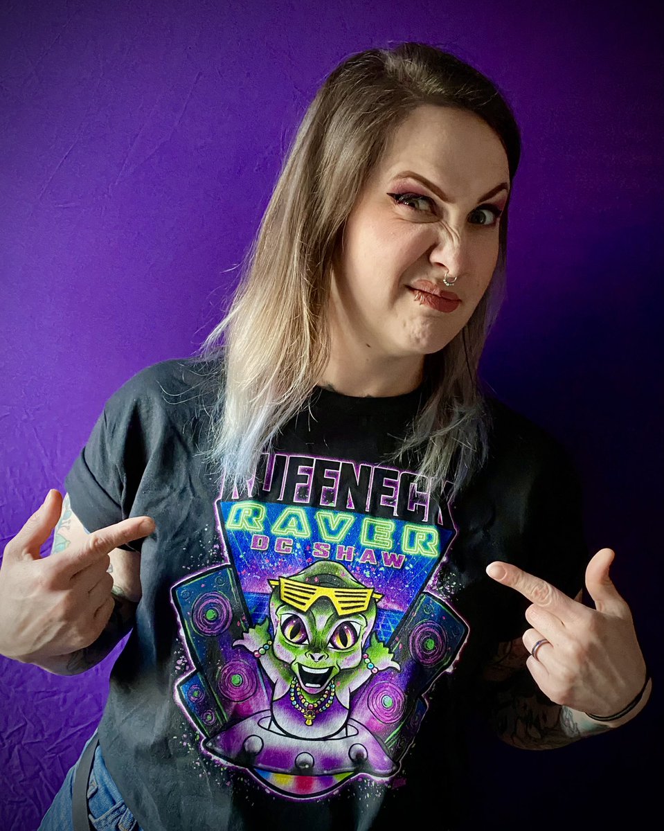 JuicyExpress0's tweet photo. We got ours in!! #BristolHayle and myself, #DCShaw, are rocking my new #RuffneckRaver tee available on @PWTees!

https://t.co/tWVMDVvU0x

#dcshaw #bristolhayle #prowrestling #supportindywrestling #prowrestlingtees #wrestling https://t.co/fqK24sE5R9