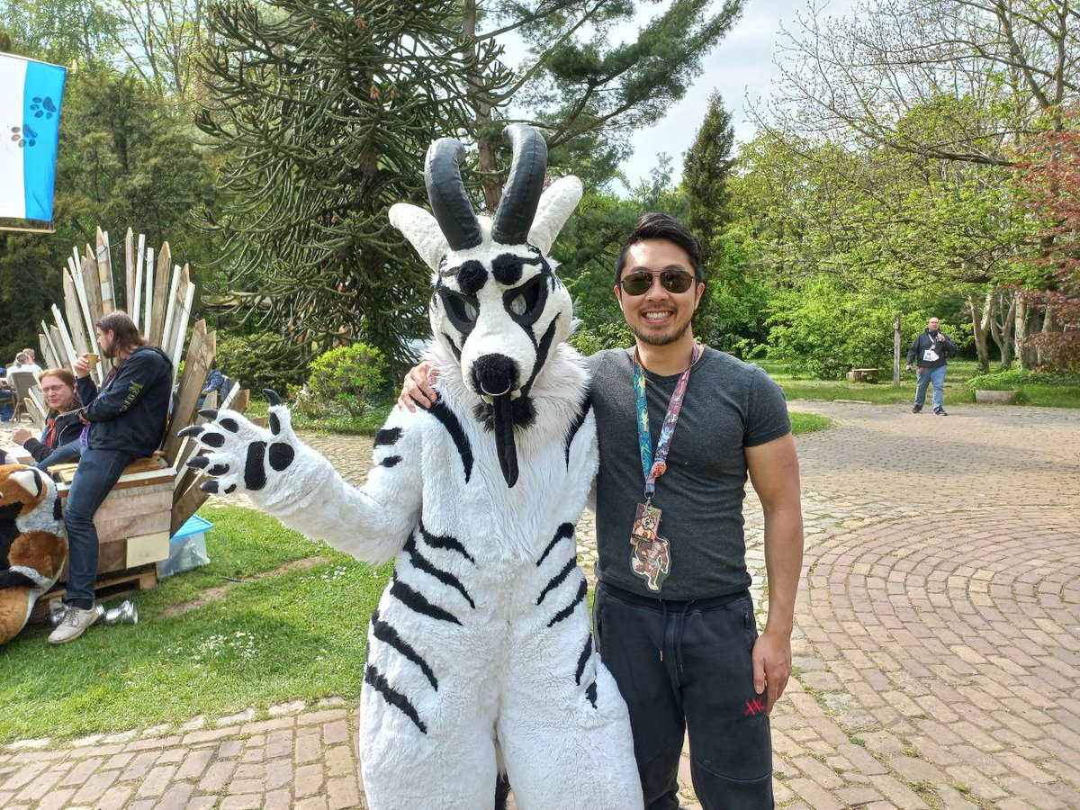 pierrot901's tweet photo. Had a blast at my first #FWH!!!
Really enjoyed hanging out with old friends I hadn't seen in ages and making new friends. https://t.co/y97tSJXYhb