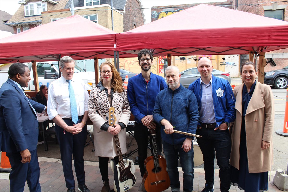 I welcomed <a href="/TorontosMayor/">John Tory</a>, <a href="/BEYbradford/">Councillor Brad Bradford</a> and @thompson_37 to Davenport to announce the launch of #CafeTO 2022! 

Programs like CafeTO and the Live Music on Patios Pilot have allowed us to enjoy outdoor spaces in new ways, while supporting local businesses &amp; musicians in our City!