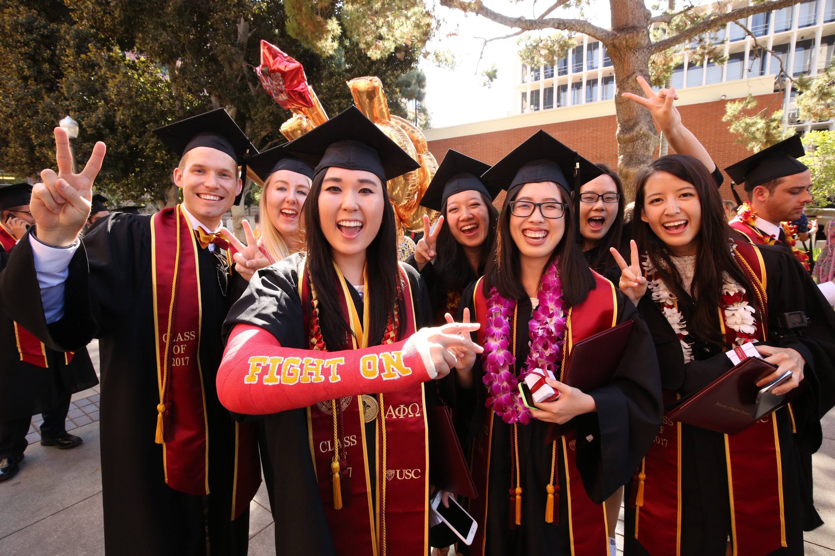 USC Marshall on Twitter "The countdown to Commencement 2022 is here! 