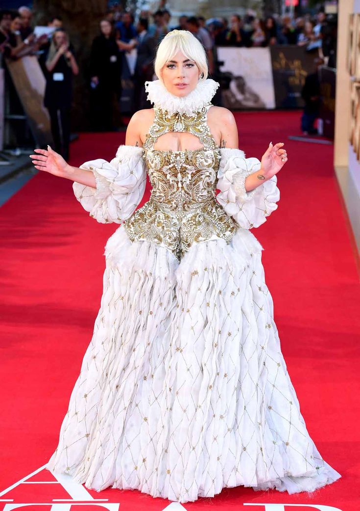 We're going to start out strong with Lady Gaga as the Cleric.  #DnD  #MetGala  