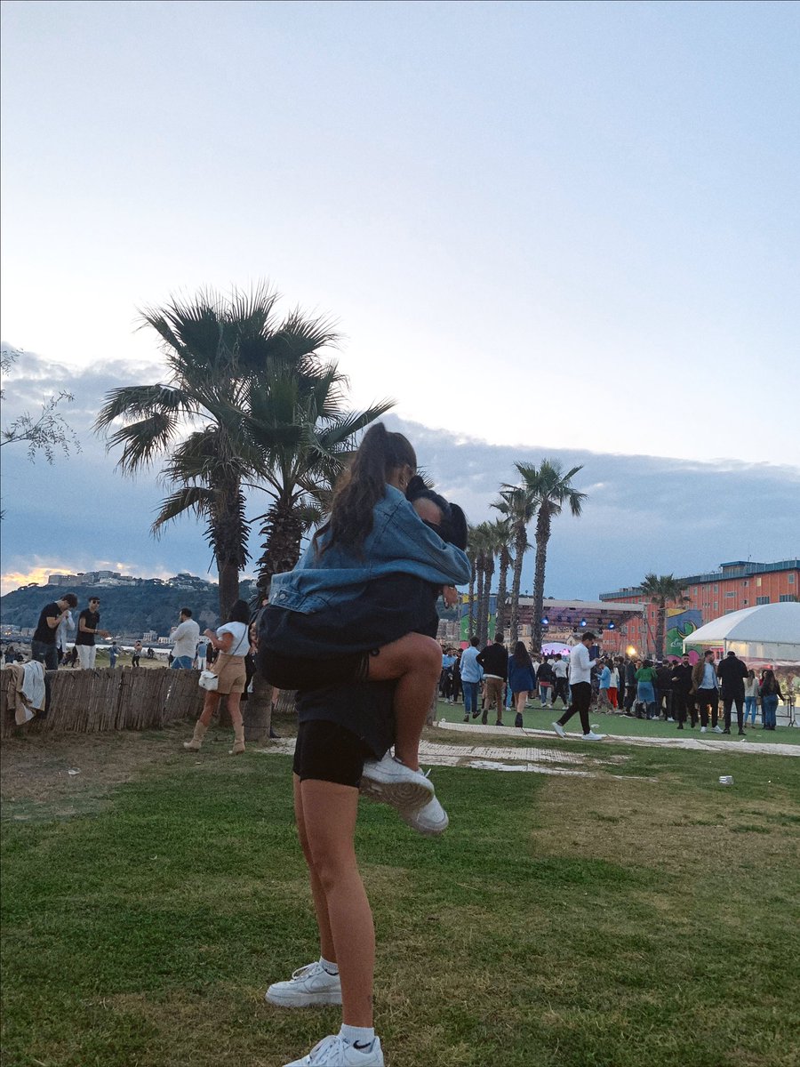 laugutierrez05's tweet photo. Ti voglio bene 🧡✨ @mariarg159 https://t.co/9tTkCoY2Py